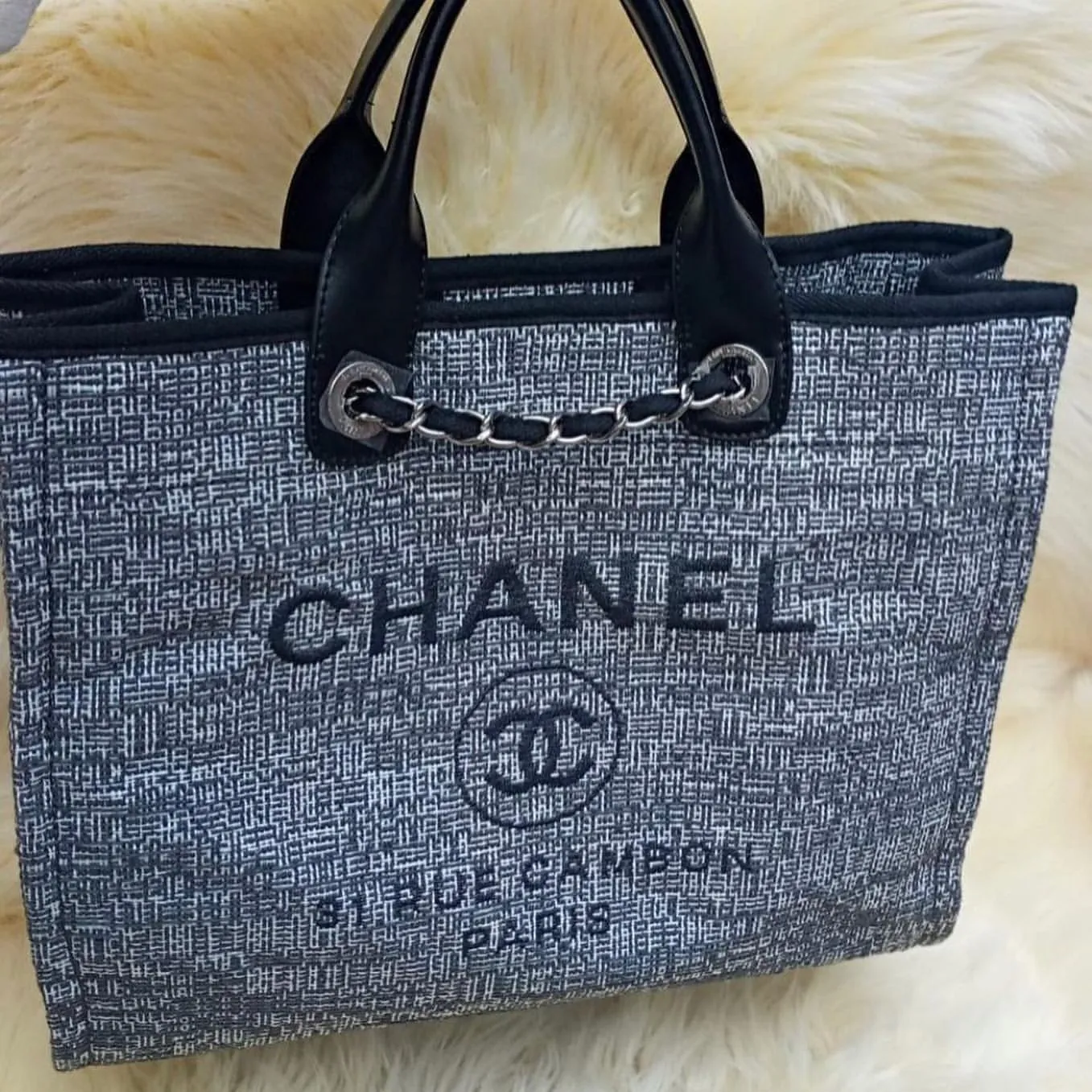 Designer Tote Bags for Women - CHL - 5716