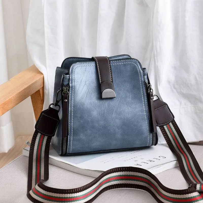 Retro Stitching Leather Crossbody Handbag