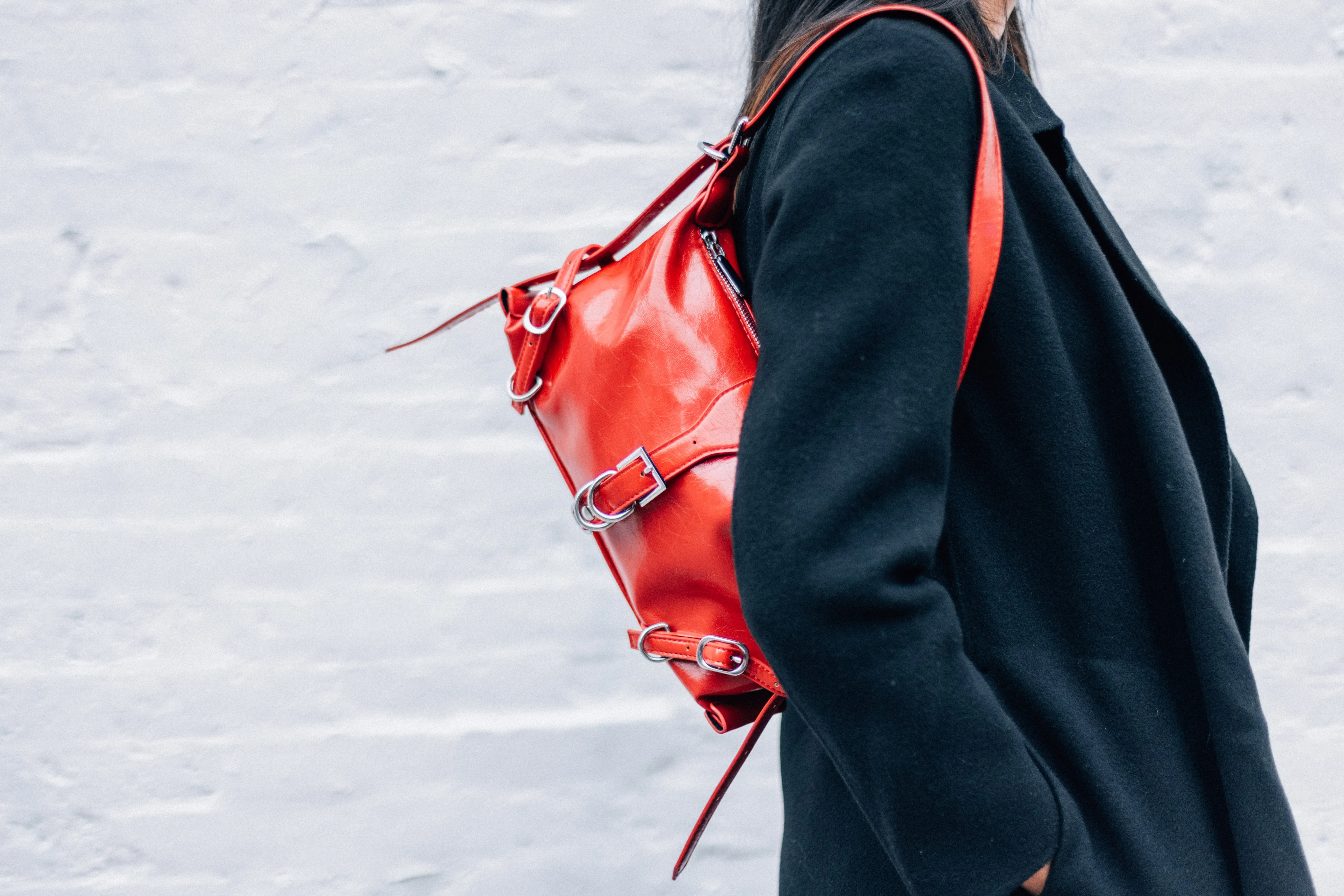 RINGS SHOULDER BAG-RED